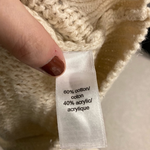 Cream Coloured Tunic Sweater w Lace up detail - Maurice's Size M - oversize - Picture 7 of 7